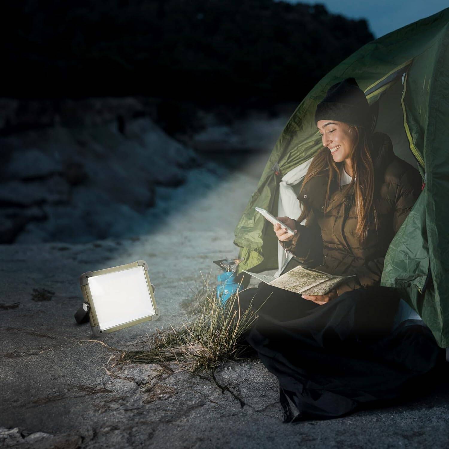 چراغ کمپینگ خورشیدی 7200 میلی آمپر گرین Green Lion Solar Camping Light 7200mAh
